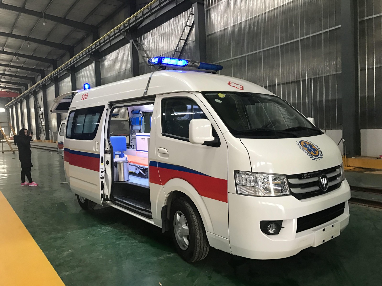普安县救护车转院